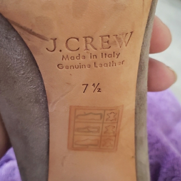 J CREW "ETTA" STUDDED SUEDE BOW FRONT PUMPS. Sz. 7.5. GUC. CUTE!! - Picture 8 of 8